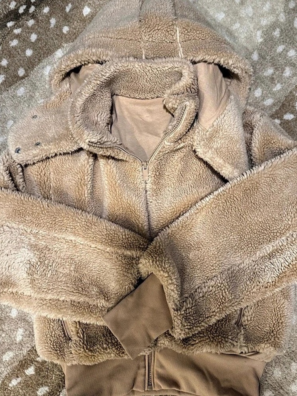 Alo Cream Teddy Jacket Like New
